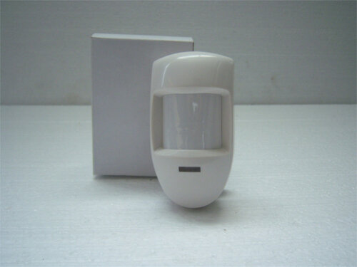 100_2967 - Nástěnné PIR čidlo, pasivní INFRA